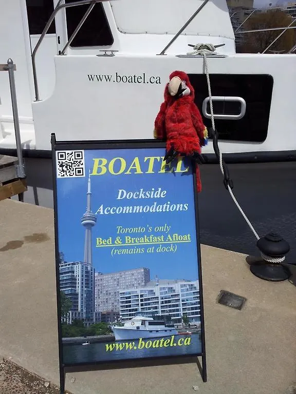 ***  Making Waves Boatel Bed & Breakfast Toronto Canada